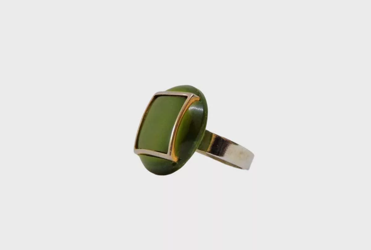 bague carré vert