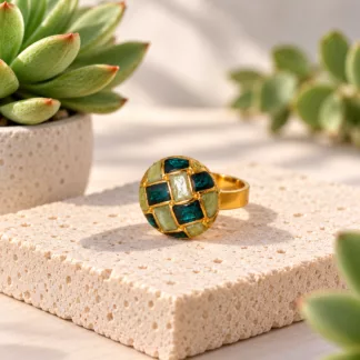 Bague mosaïque verte Byzance en bouton ancien