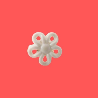 bague enfant fleur blanche