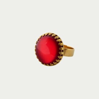 bague rouge et dorée