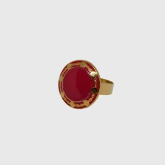 bague rouge et dorée