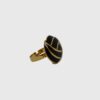 bague noire et dorée