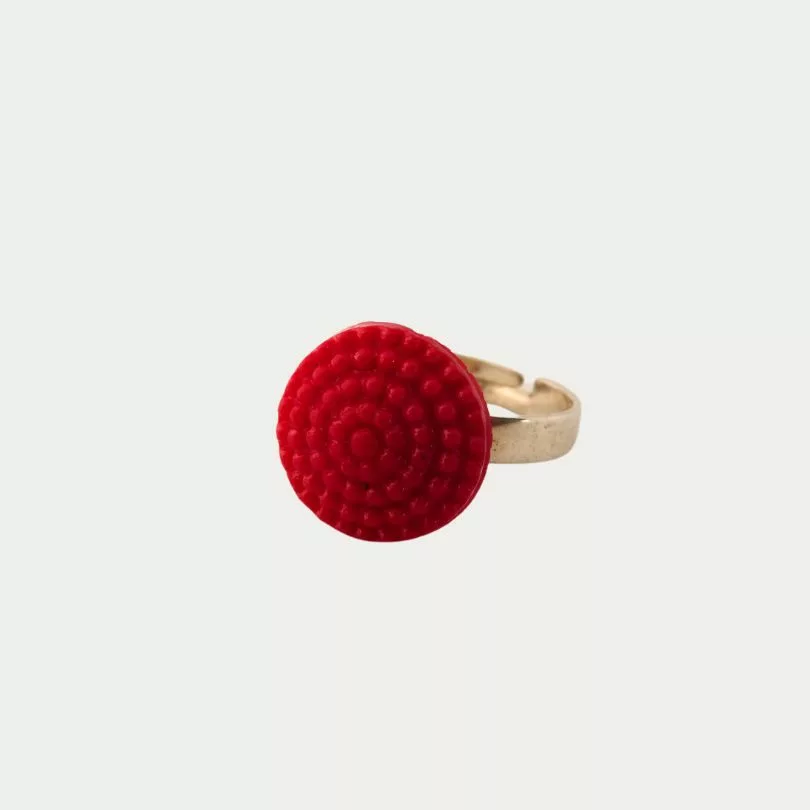 bague rouge pivoine