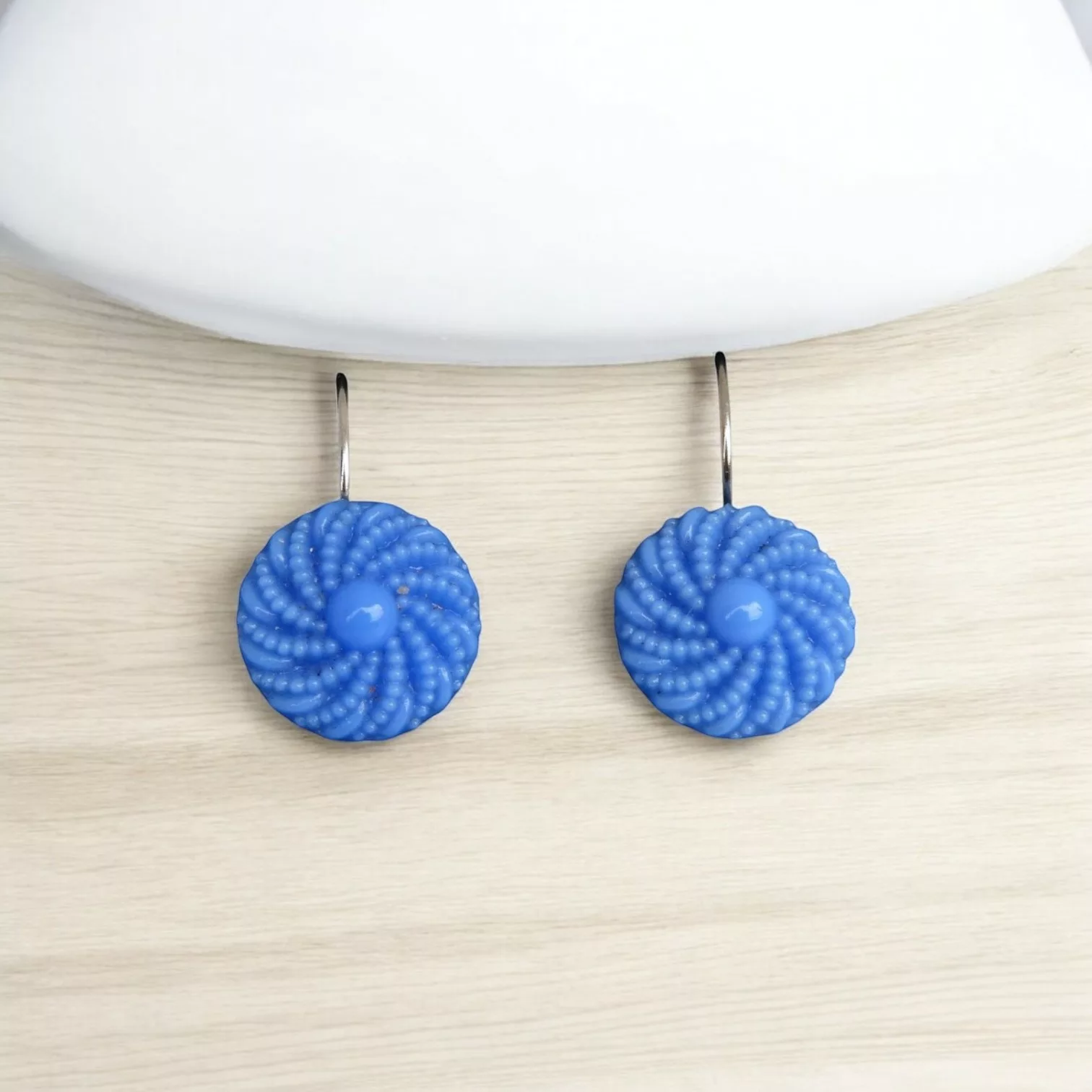 boucles d'oreilles bleues en verre