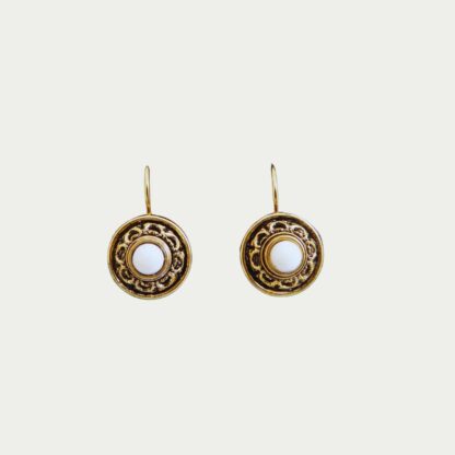 boucles d'oreilles perles blanches