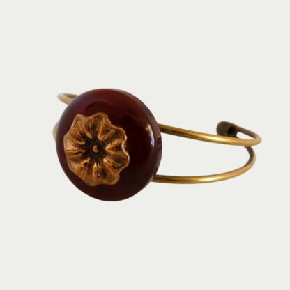 Bracelet résine ambrée et fleur dorée