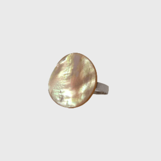 bague en nacre