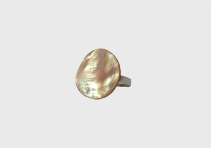 bague en nacre