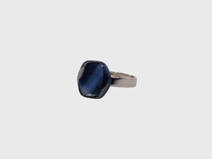 bague bleue en verre