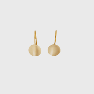 petites boucles d'oreilles en nacre
