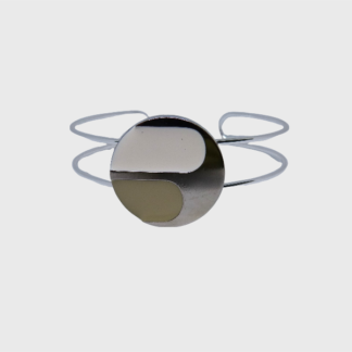 bracelet blanc et beige