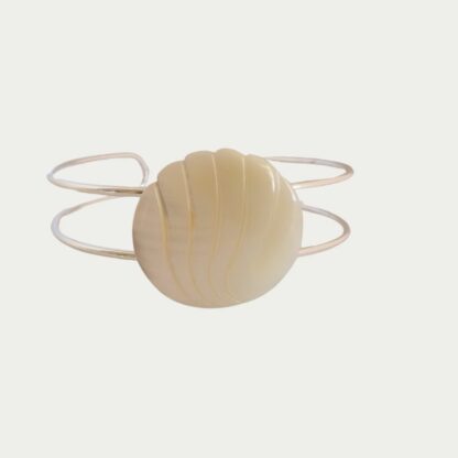 Bracelet Dune nacre blanche.
