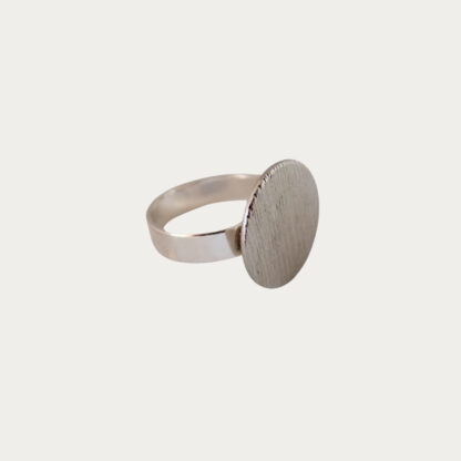 bague minimaliste