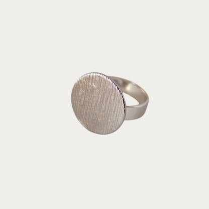 bague minimaliste