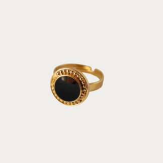 bague noire et dorée