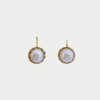 boucles d'oreilles blanches nacrées