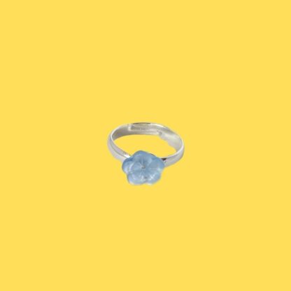bague enfant fleur bleu clair