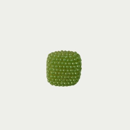 bague verte carrée