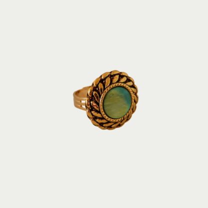 Bague verte et dorée