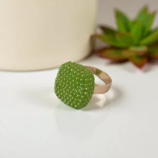 bague vert acidulé
