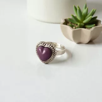 bague coeur violet