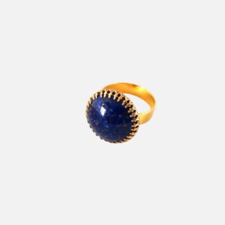 bague bleue et dorée