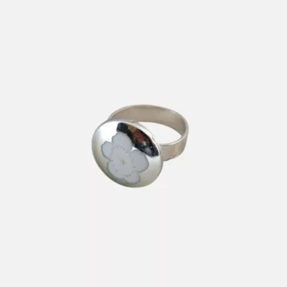bague fleur blanche