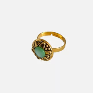 bague verte et dorée