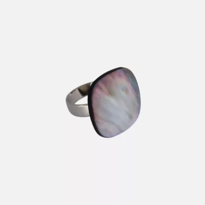 bague carrée en nacre