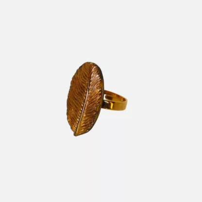 bague en forme de feuille