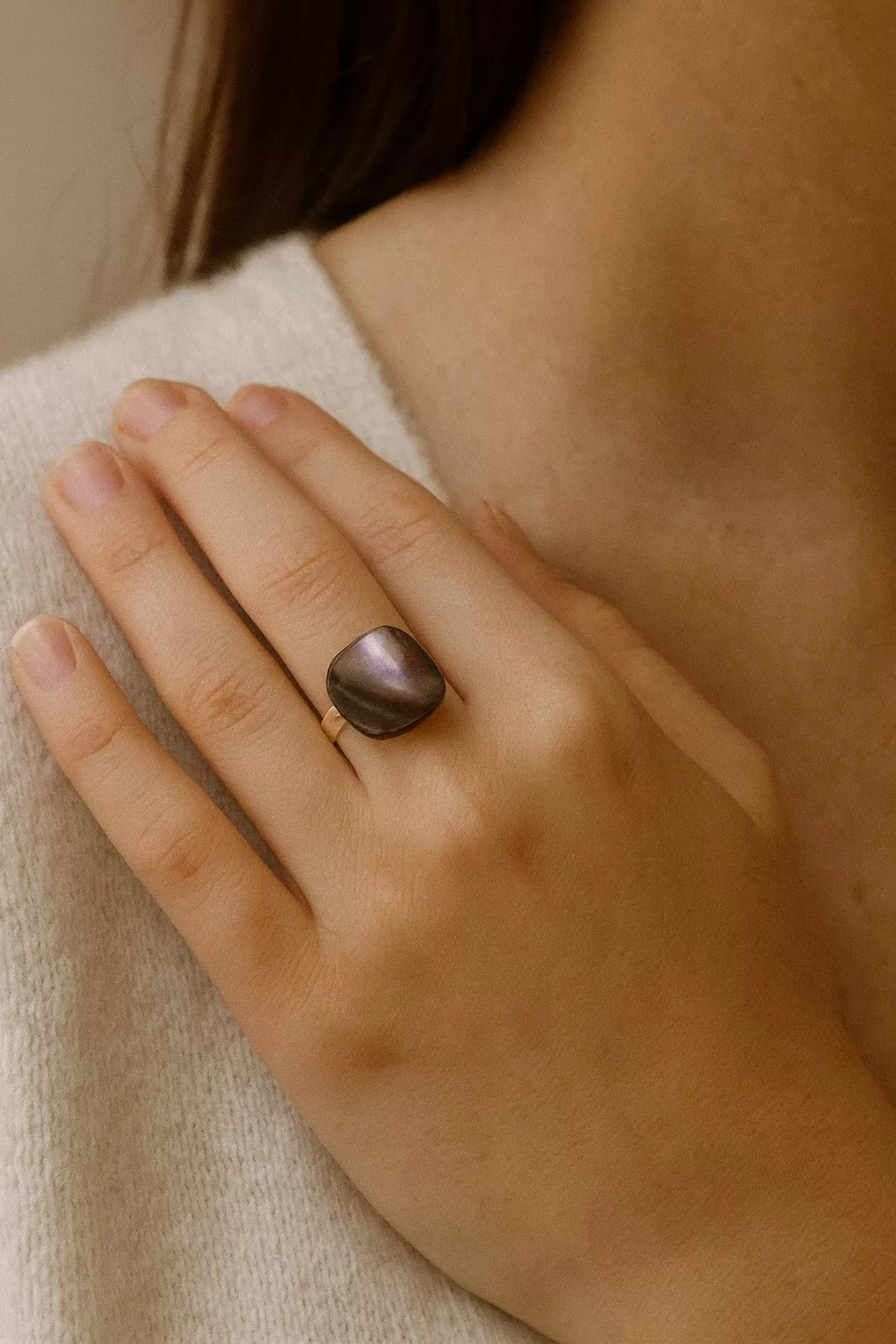 bague carrée en nacre