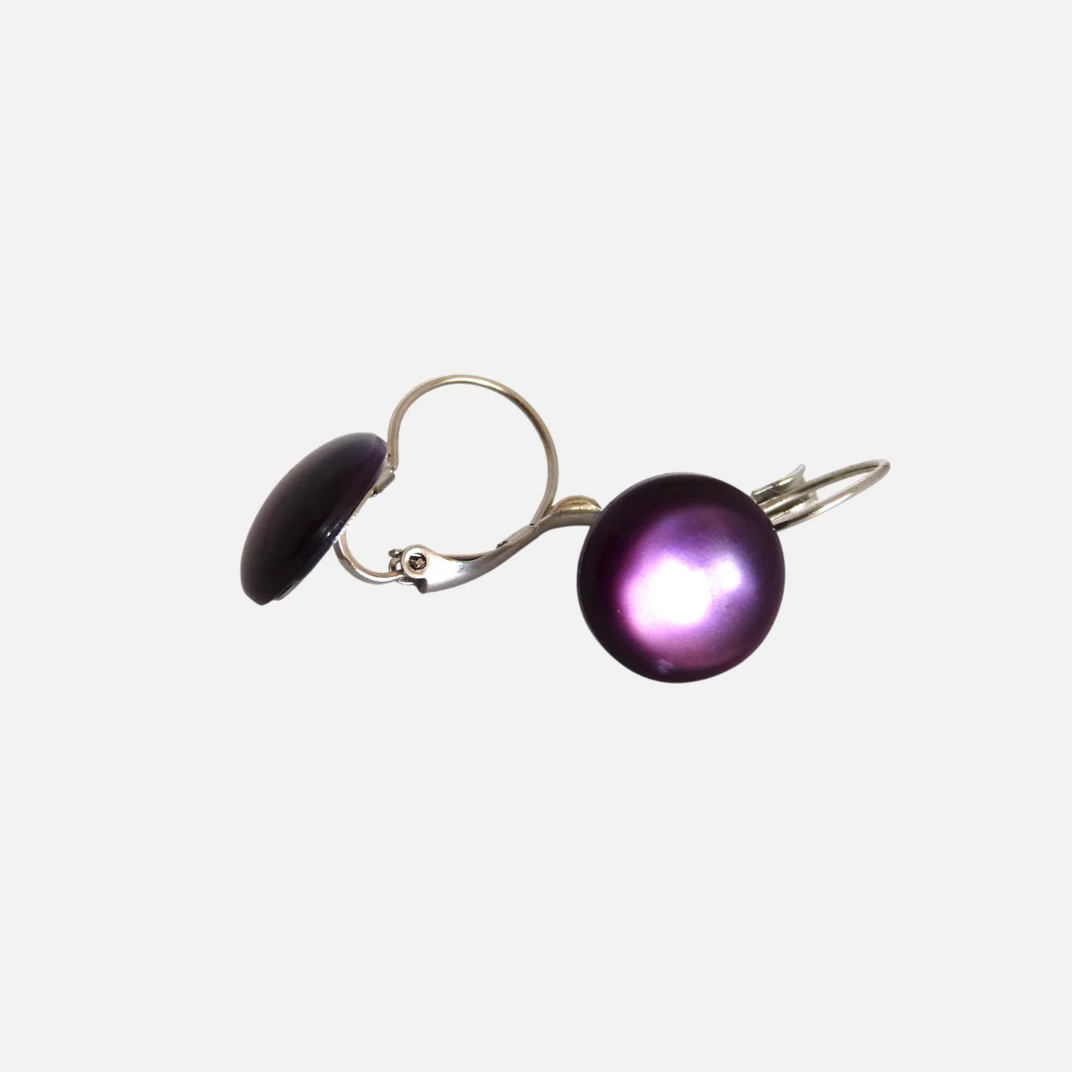 boucles d'oreilles violettes
