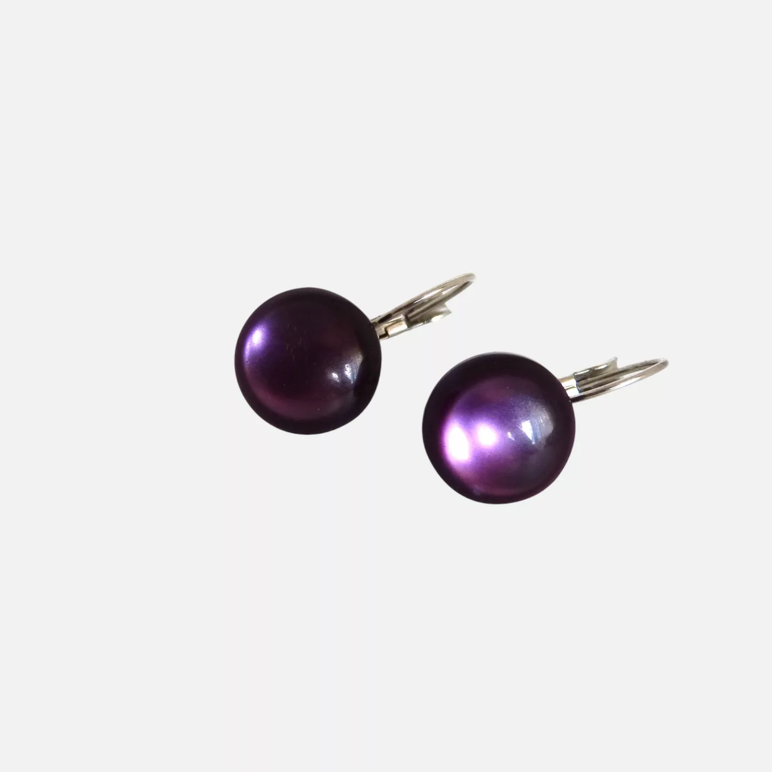 boucles d'oreilles violettes