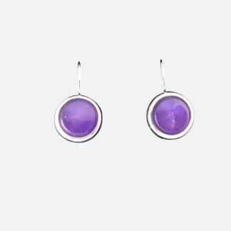 boucles d'oreilles violettes