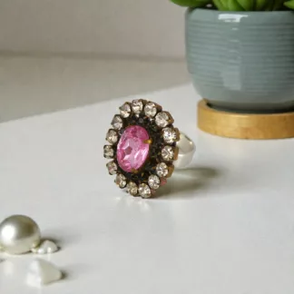 bague rose avec strass