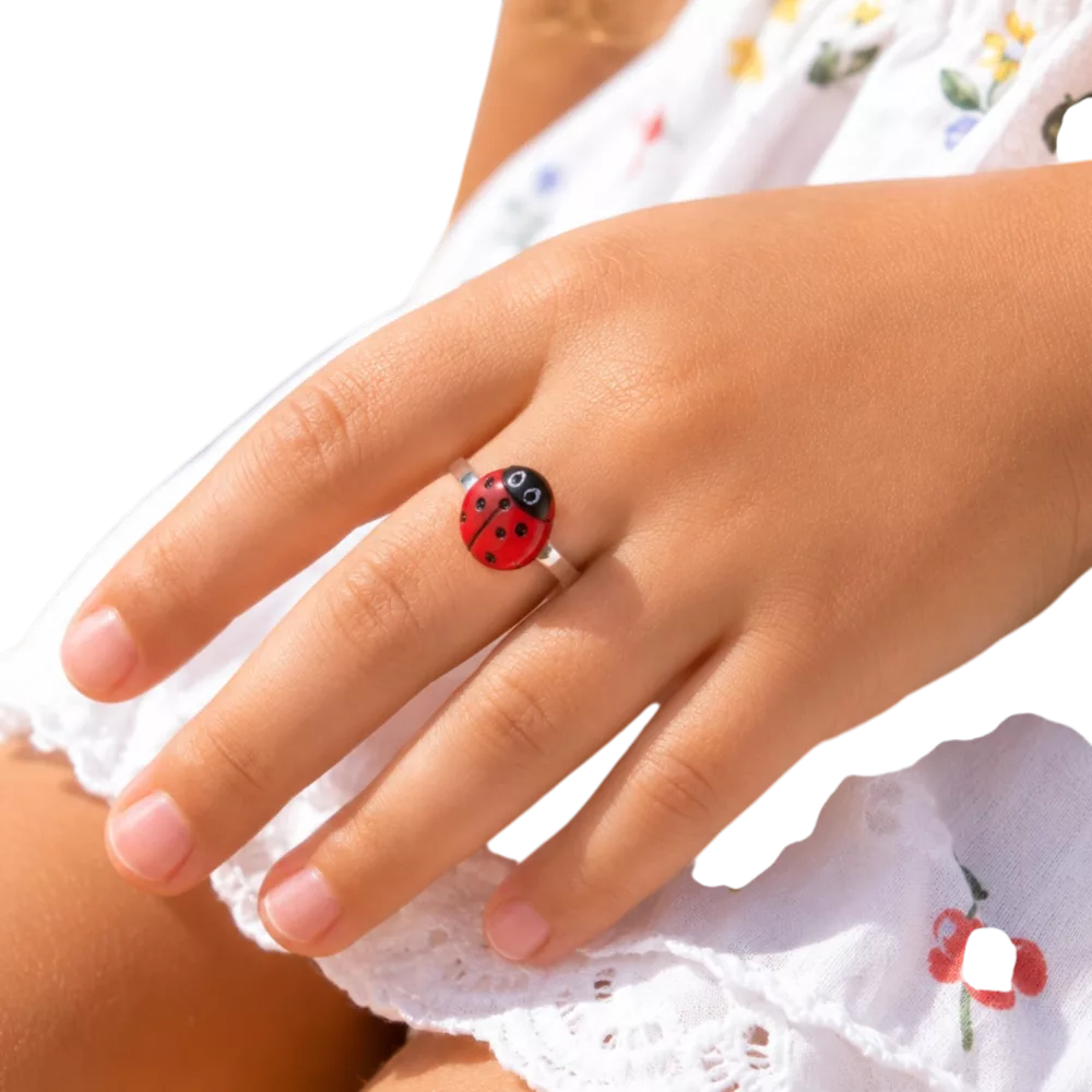 Bague enfant en bouton