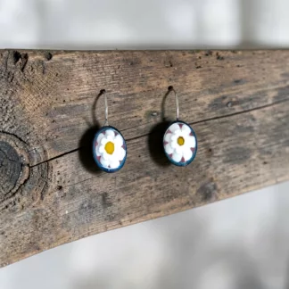 Boucles d'oreilles Murano fleurs créées à partir d'anciens boutons
