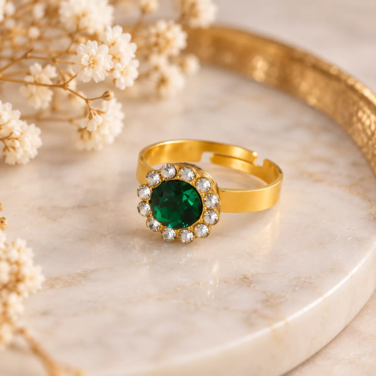 Bague verte à strass Émeraude, ancien bouton orné de strass transparents sur anneau doré